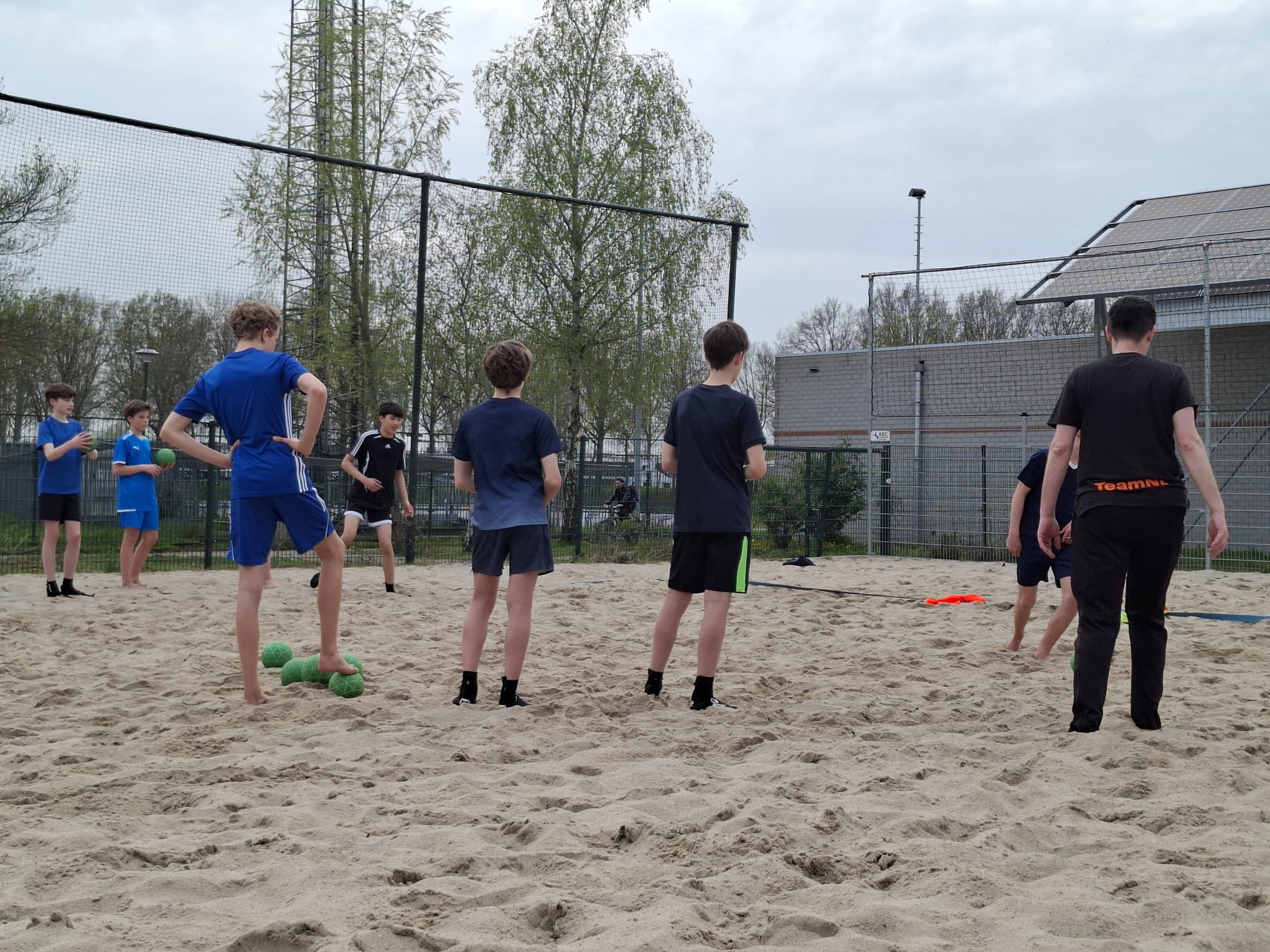 Gasttrainingen en koningspelen